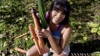 Mofos – Garden Salad Starring Aryana Amatista