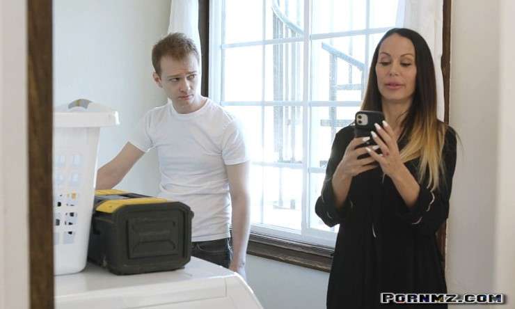 Mckenzie Lee Gets Even With Her Cheating Husband