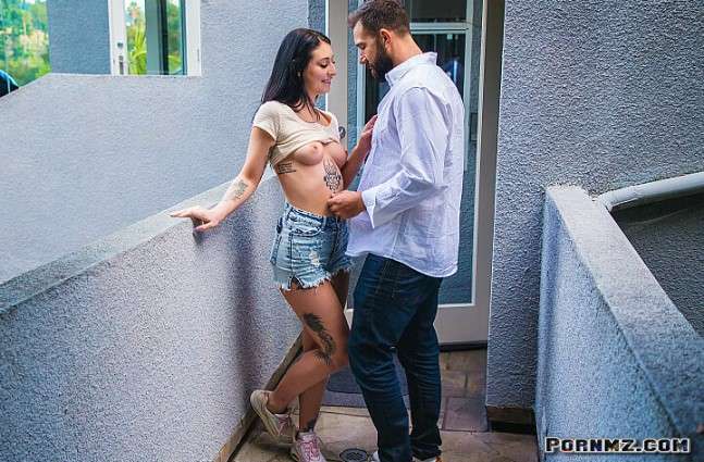 PerfectFuckingStrangers – Raven Lane Wants To Have Some Fun