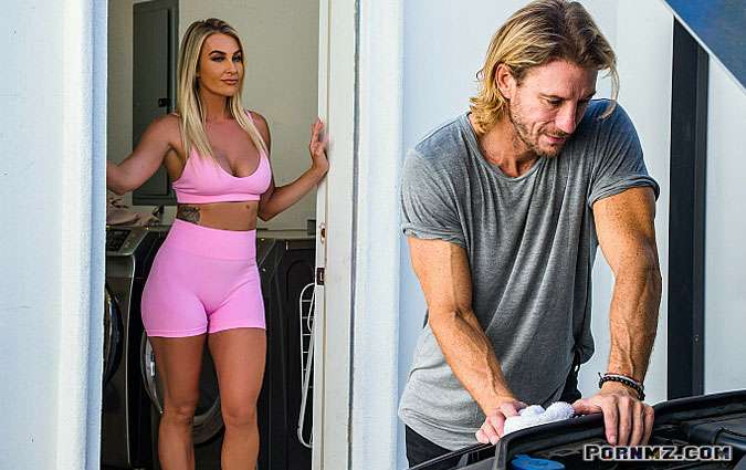 [DirtyWivesClub] Andi Avalon – Pays Her Mechanic With Pussy