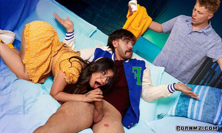 [FamilyStrokes] Mila Milkshake – Every Hole Filled Sharing My New Girlfriend