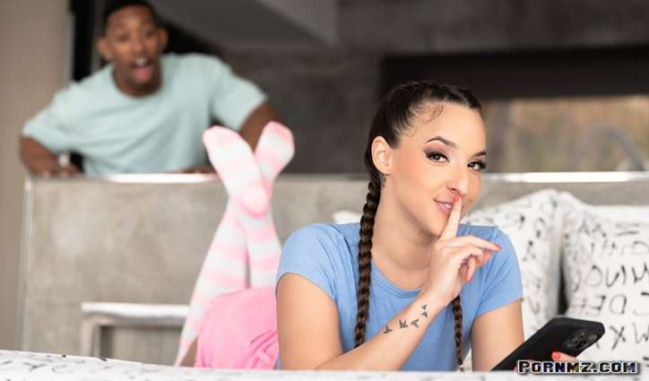 [RKPrime] Amirah Adara – Thin Walls Light Balls