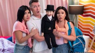 Lady Dee Lola Bratz The Haunted Dirty Dummy Halloween FakeHostel Pornmz