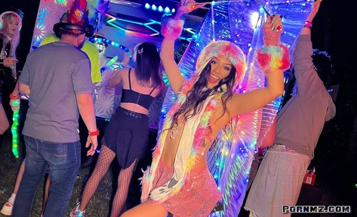 Silent Disco Party – Lux La Fox (LPI)